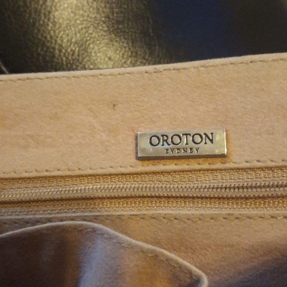 Oroton Bags Oroton Black Leather Shoulder Bag Poshmark